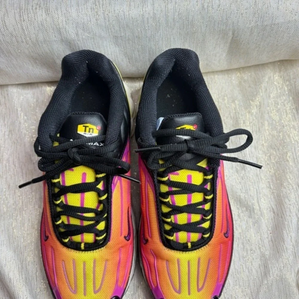 Nike Air Max Plus III TN Tuned Air TD Size 6Y Sneakers Sunset Ombre 7.5